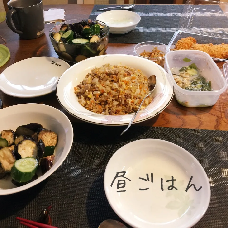 夫作炒飯、串カツ、茄子と胡瓜の醤油漬け、|yakinasuさん