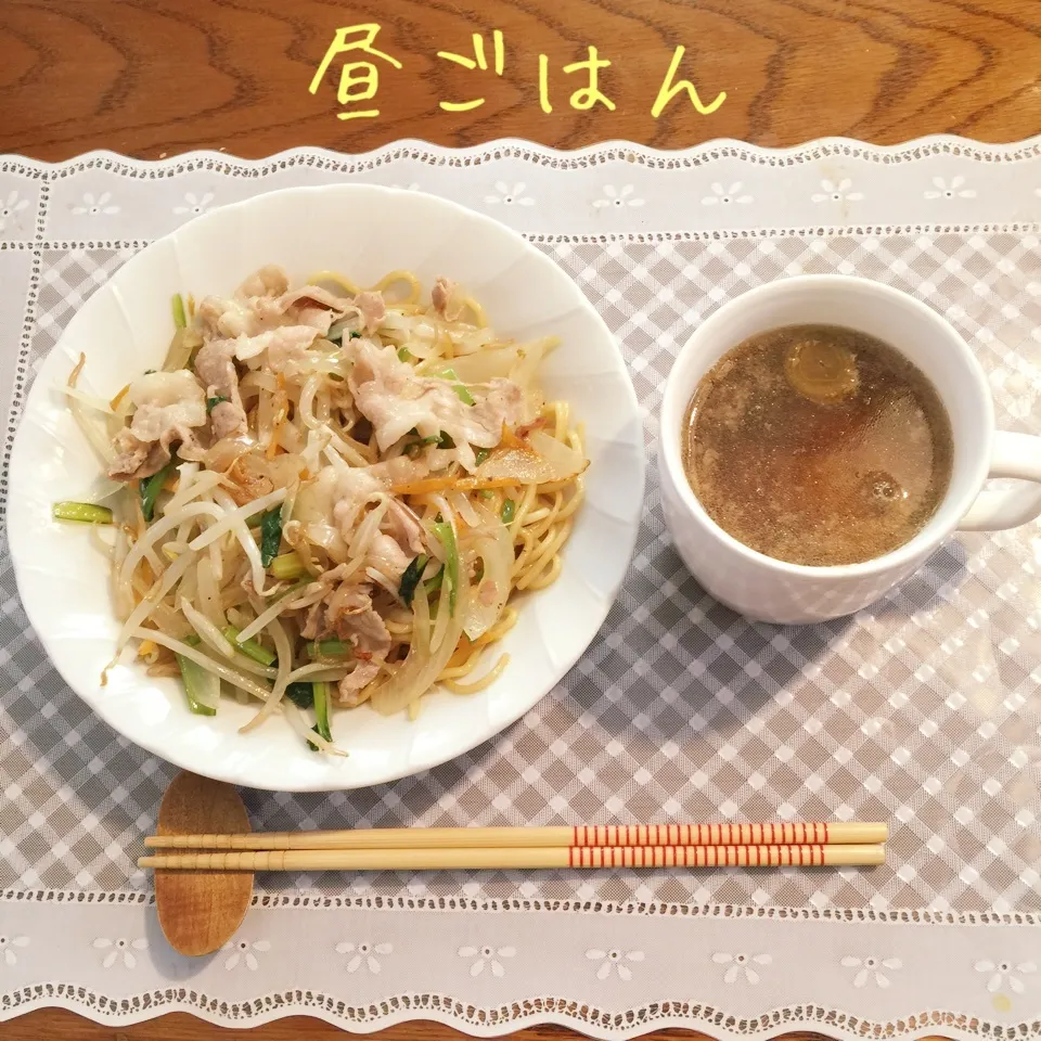 Snapdishの料理写真:香港焼きそば、中華スープ|yakinasuさん