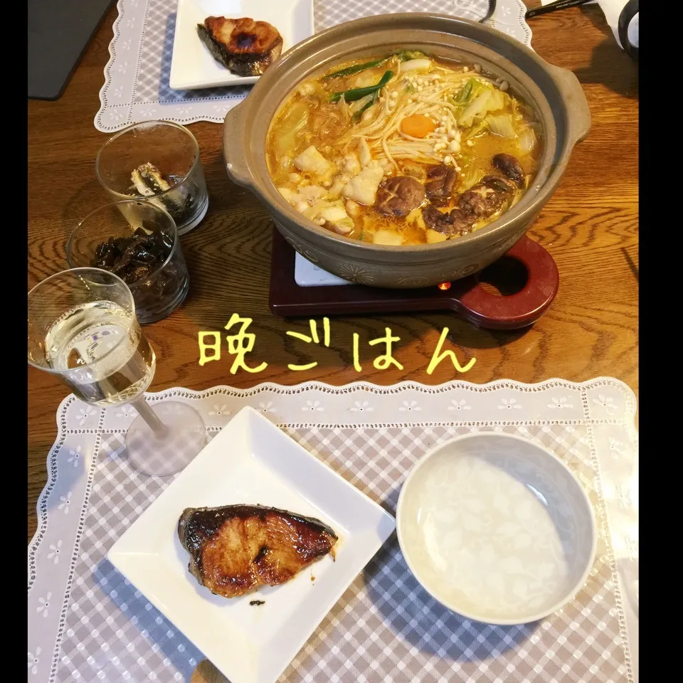 胡麻坦々鍋、鰤照焼き、常備菜|yakinasuさん