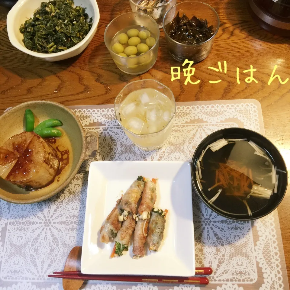 肉巻き、大根ステーキ、大根葉煮物、吸い物、常備菜、ハイボール|yakinasuさん