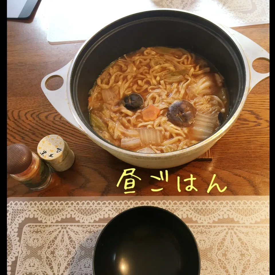 Snapdishの料理写真:味噌煮込みうどん|yakinasuさん