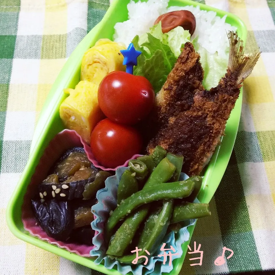 Snapdishの料理写真:アジフライ弁当♪|ちびたまさん