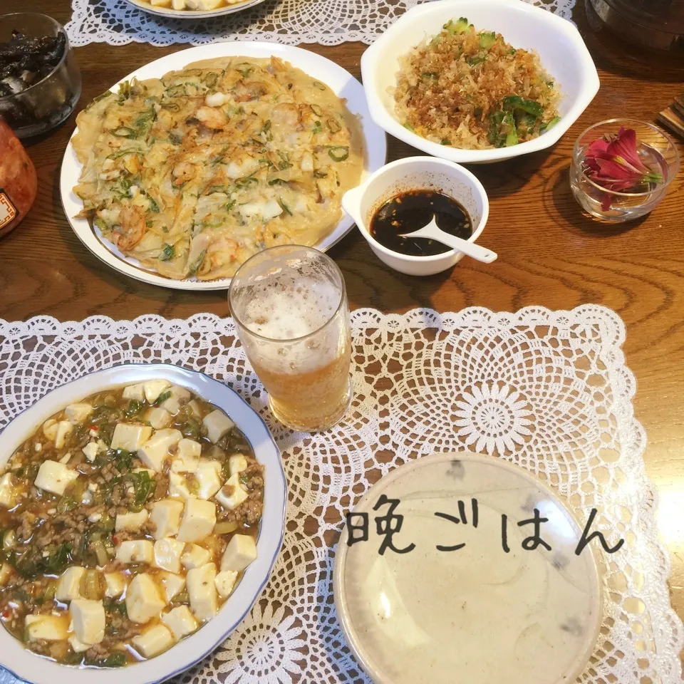 麻婆豆腐、海鮮チヂミ、ゴーヤと人参オカカ醤油、ビール|yakinasuさん