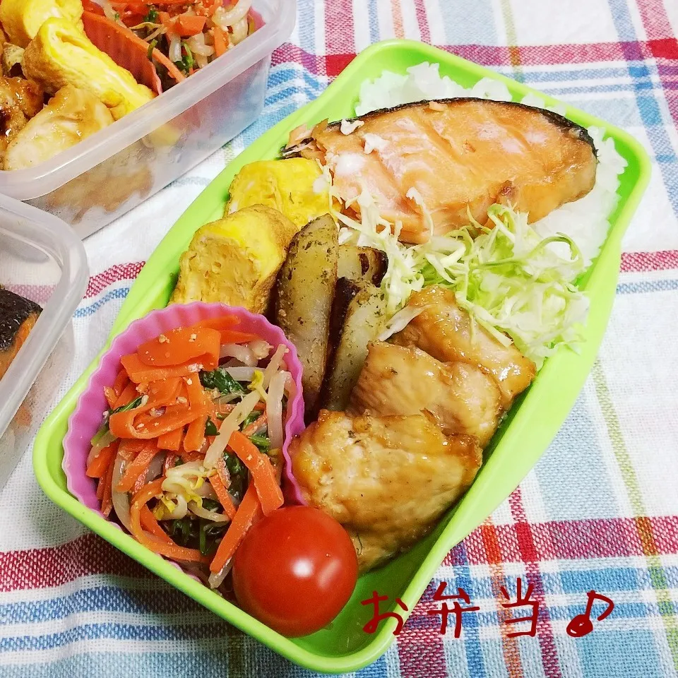 Snapdishの料理写真:鶏胸甘辛焼き弁当♪|ちびたまさん