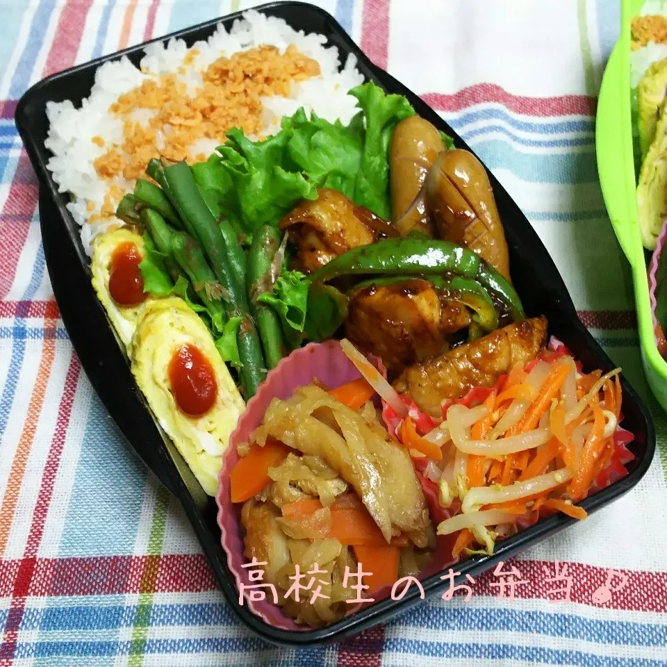 Snapdishの料理写真:鶏ケチャップ炒め弁当♪|ちびたまさん