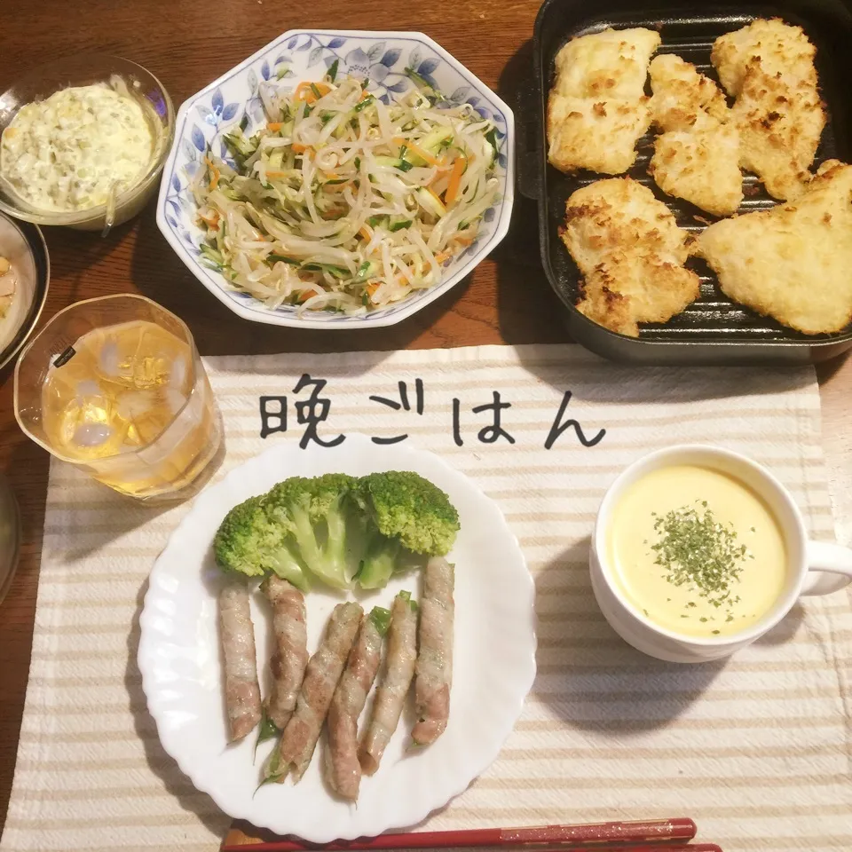 Snapdishの料理写真:インゲン肉巻き、メカジキフライ、もやしナムル、人参スープ|yakinasuさん