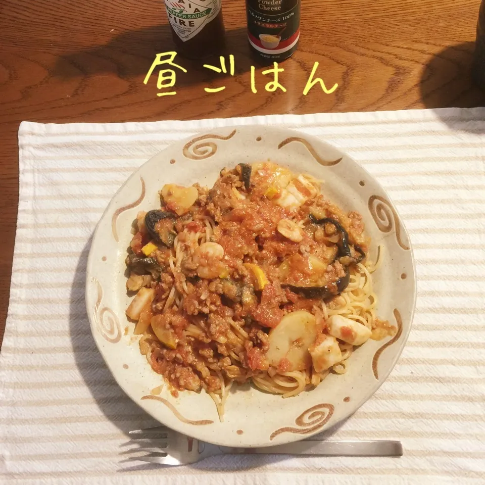 Snapdishの料理写真:ムサカリメイク、のペスカトーレ風パスタ|yakinasuさん