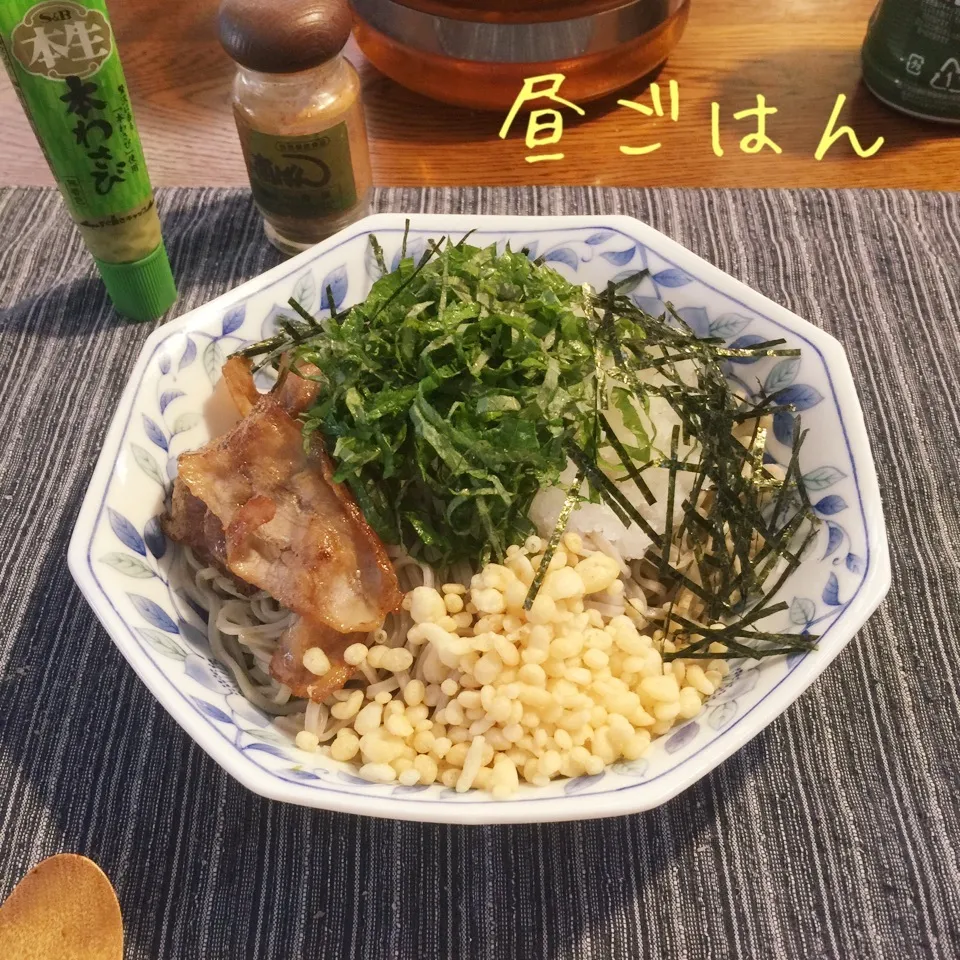 Snapdishの料理写真:肉紫蘇おろし蕎麦|yakinasuさん