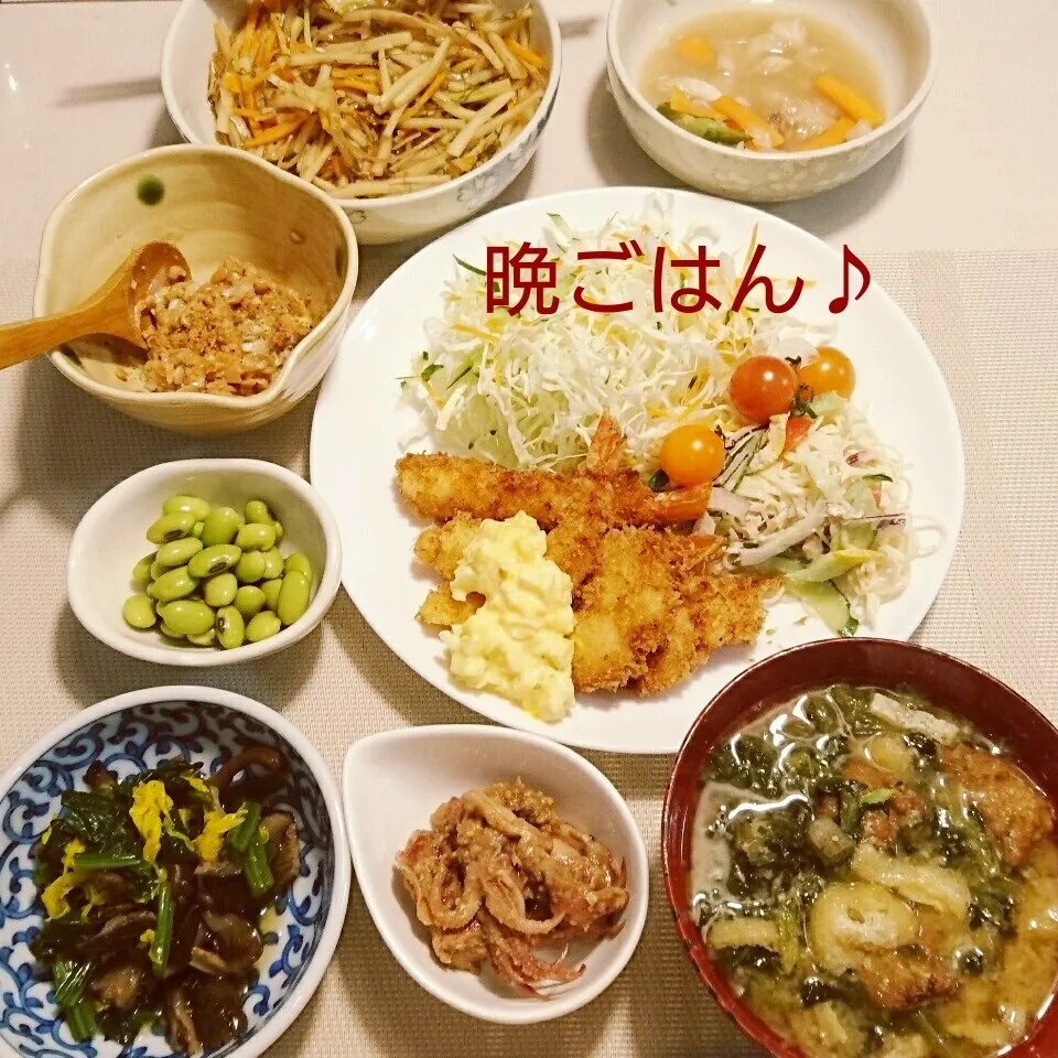 Snapdishの料理写真:今日の晩ごはん(海老&ホタテフライと…)|oomugiさん