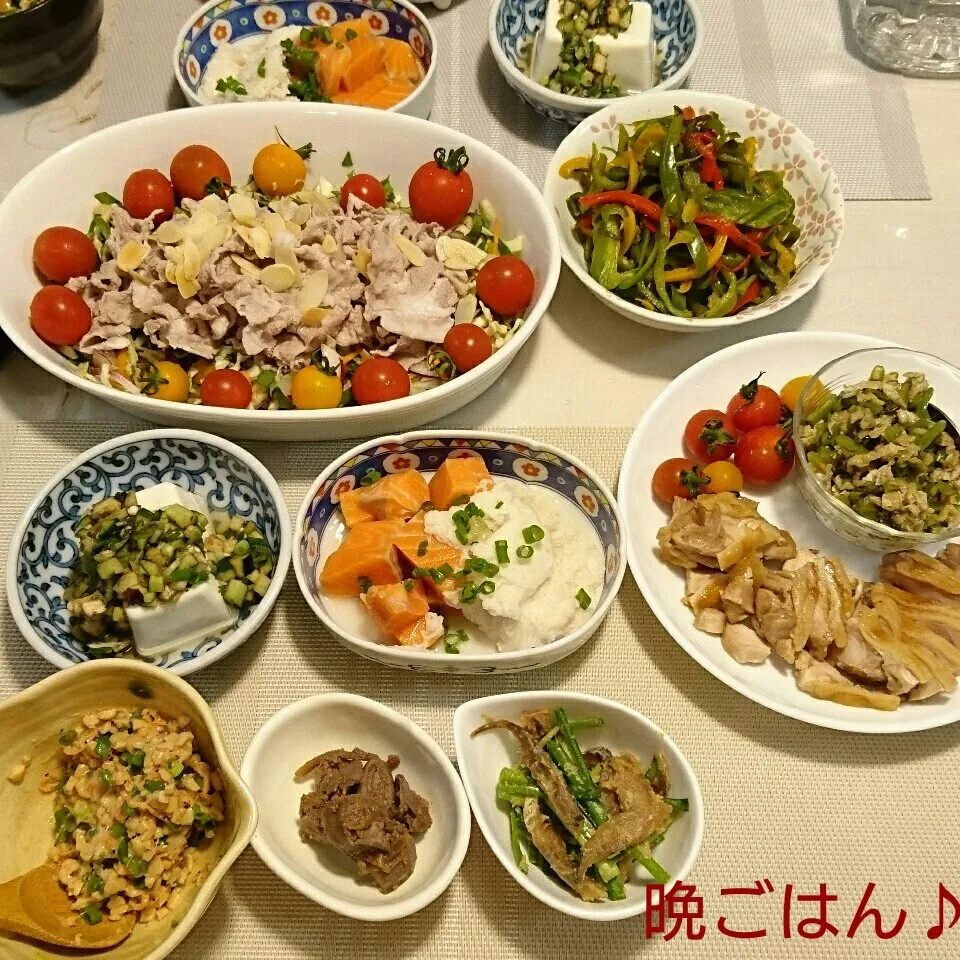 Snapdishの料理写真:今日の晩ごはん(豚しゃぶサラダと…)|oomugiさん