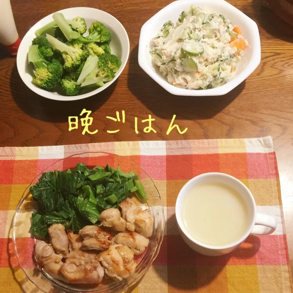 Snapdishの料理写真:鳥もも肉ガーリック醤油焼き、ポテトサラダ、高菜炒め、スープ|yakinasuさん