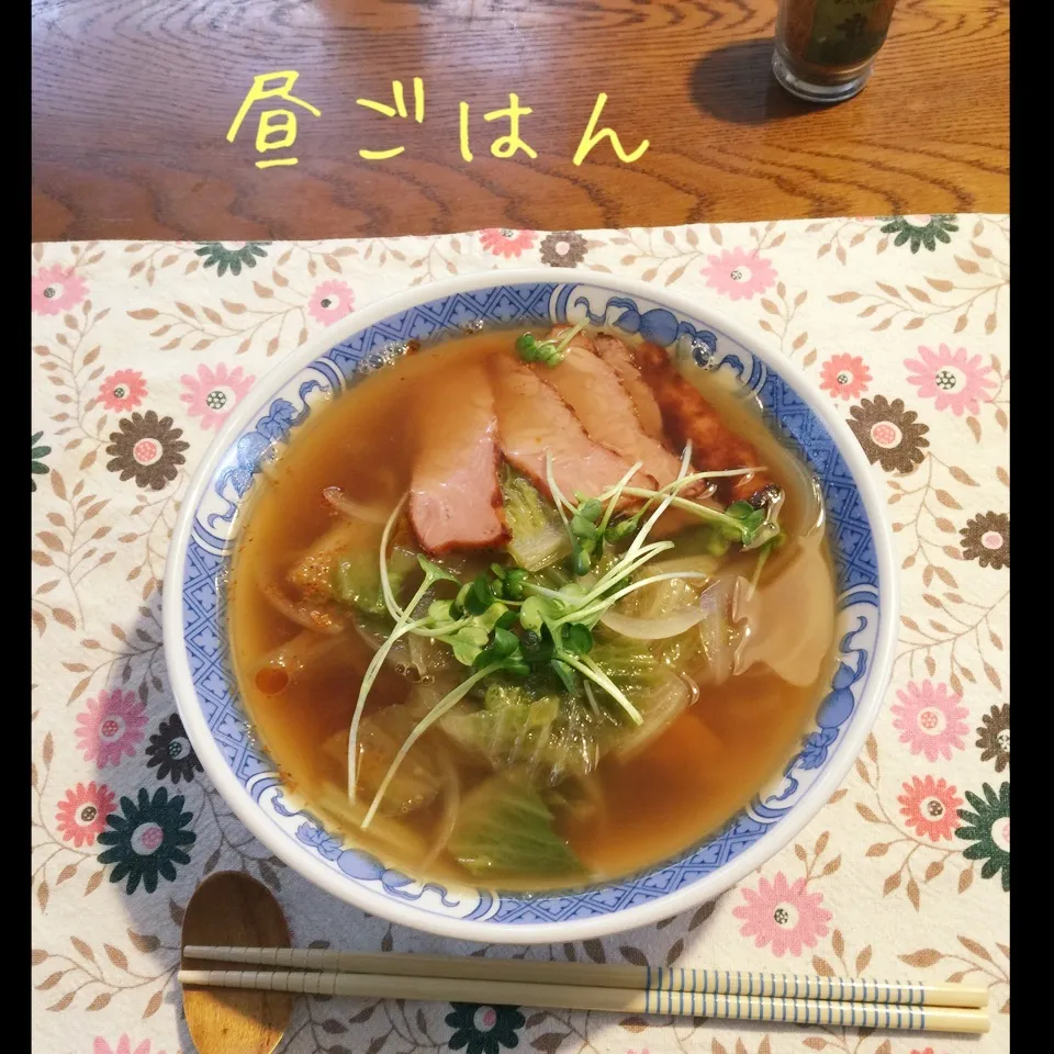 Snapdishの料理写真:醤油ラーメン、|yakinasuさん