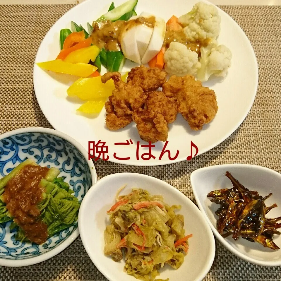 今日の晩ごはん(鶏モモ肉の唐揚げと…)|oomugiさん