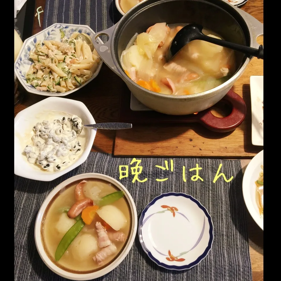 Snapdishの料理写真:ポトフ、マカロニサラダ、蒸し黒豆クリチメープル、|yakinasuさん