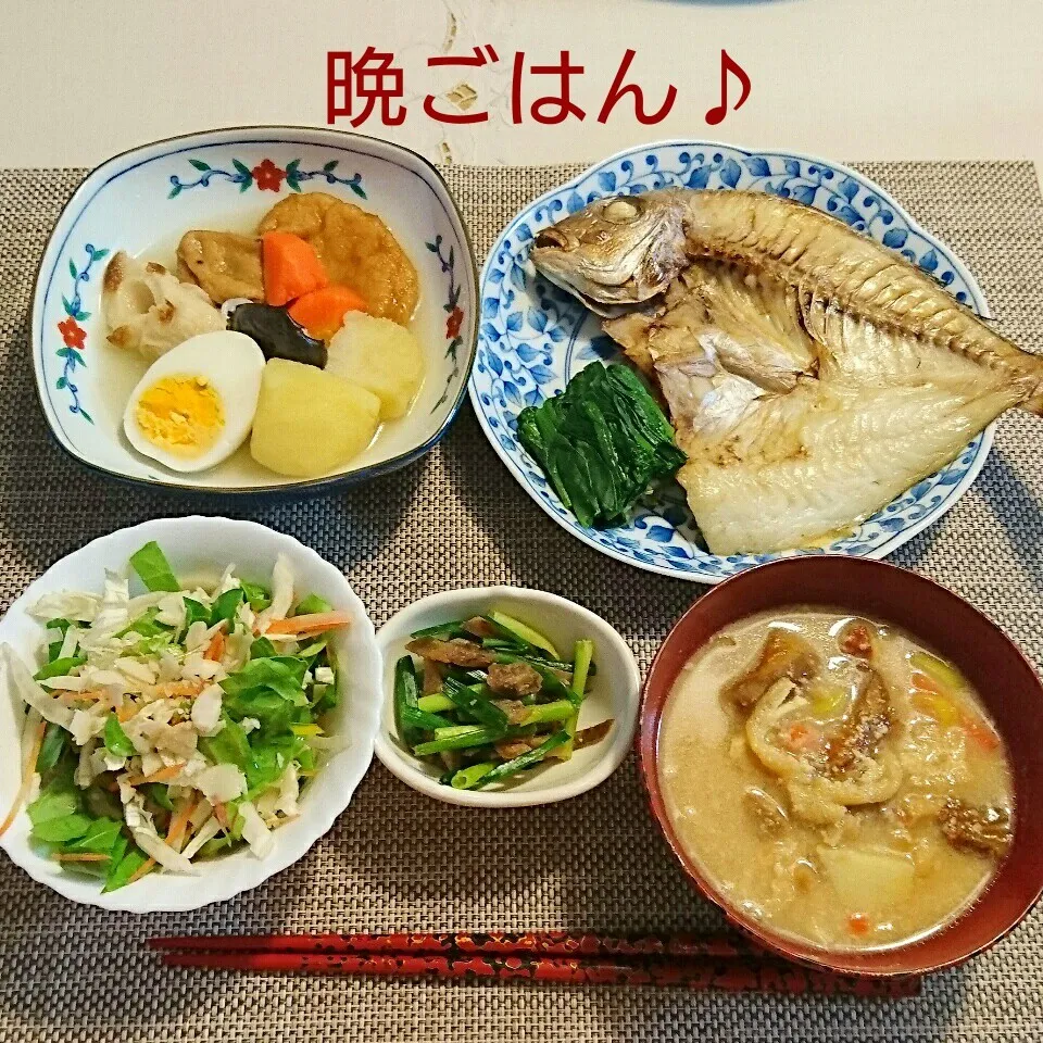 Snapdishの料理写真:今日の晩ごはん(鯛の開きと…)|oomugiさん