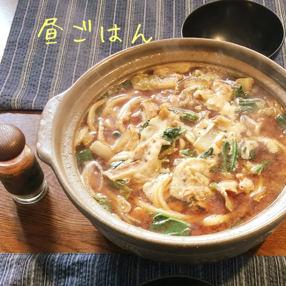 Snapdishの料理写真:味噌煮込みうどん〜〜♪|yakinasuさん