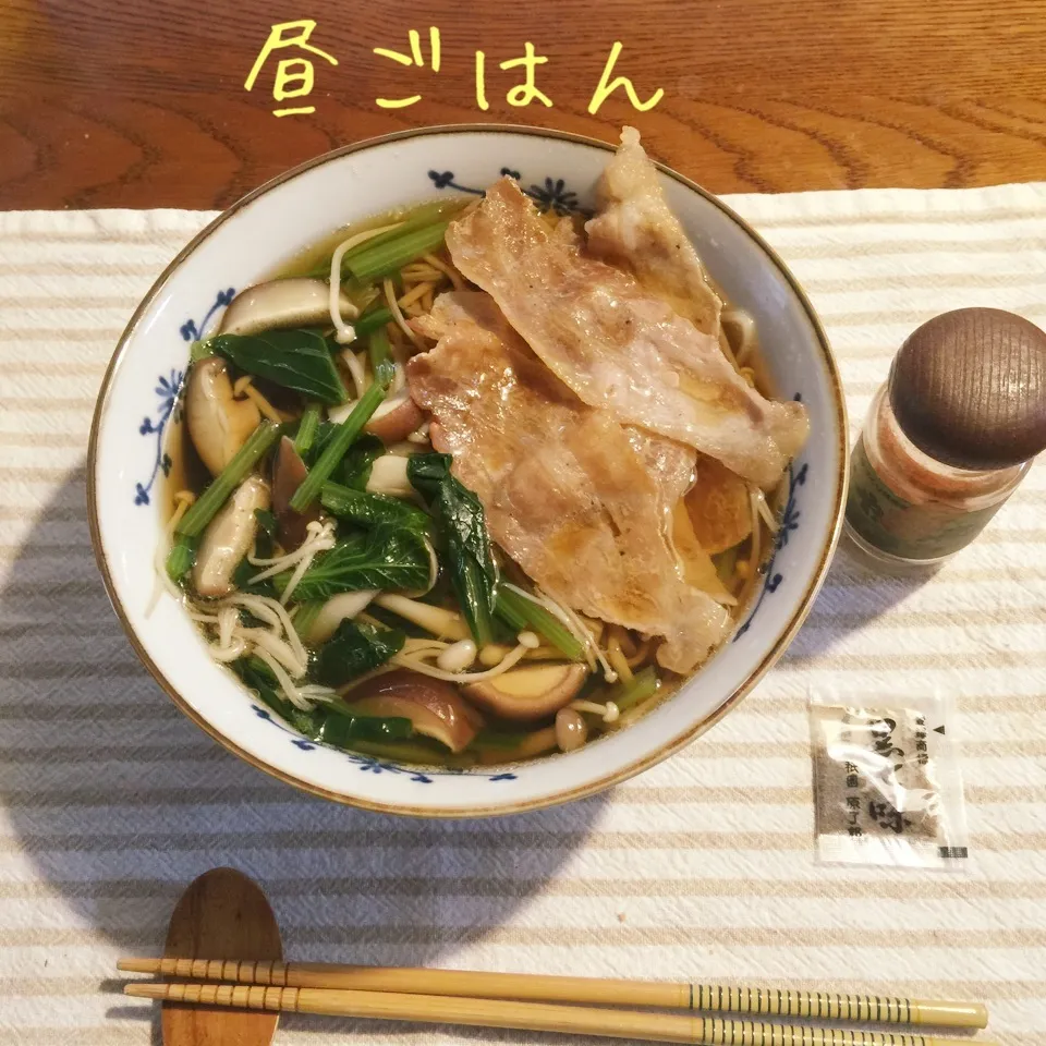 キノコの肉蕎麦|yakinasuさん