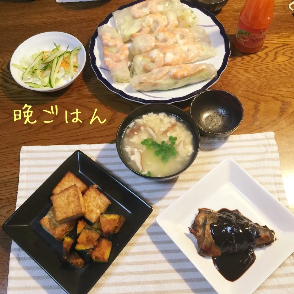 Snapdishの料理写真:生春巻き、鯖味噌煮、厚揚げと南瓜照り焼き、海老スープ|yakinasuさん