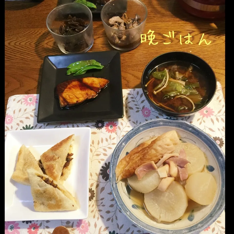 大根竹輪イカ煮物、ぶり照り焼き、薄揚げ肉味噌焼き、味噌汁|yakinasuさん