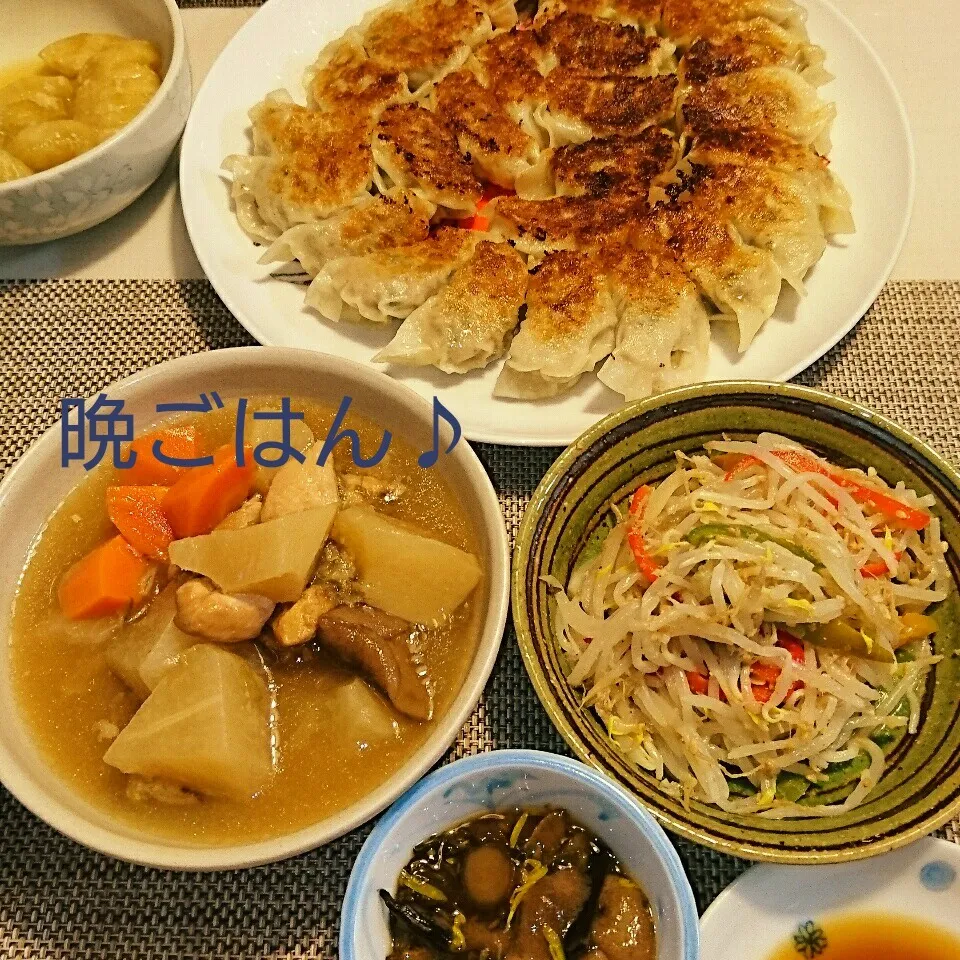 今日の晩ごはん(餃子と…)|oomugiさん