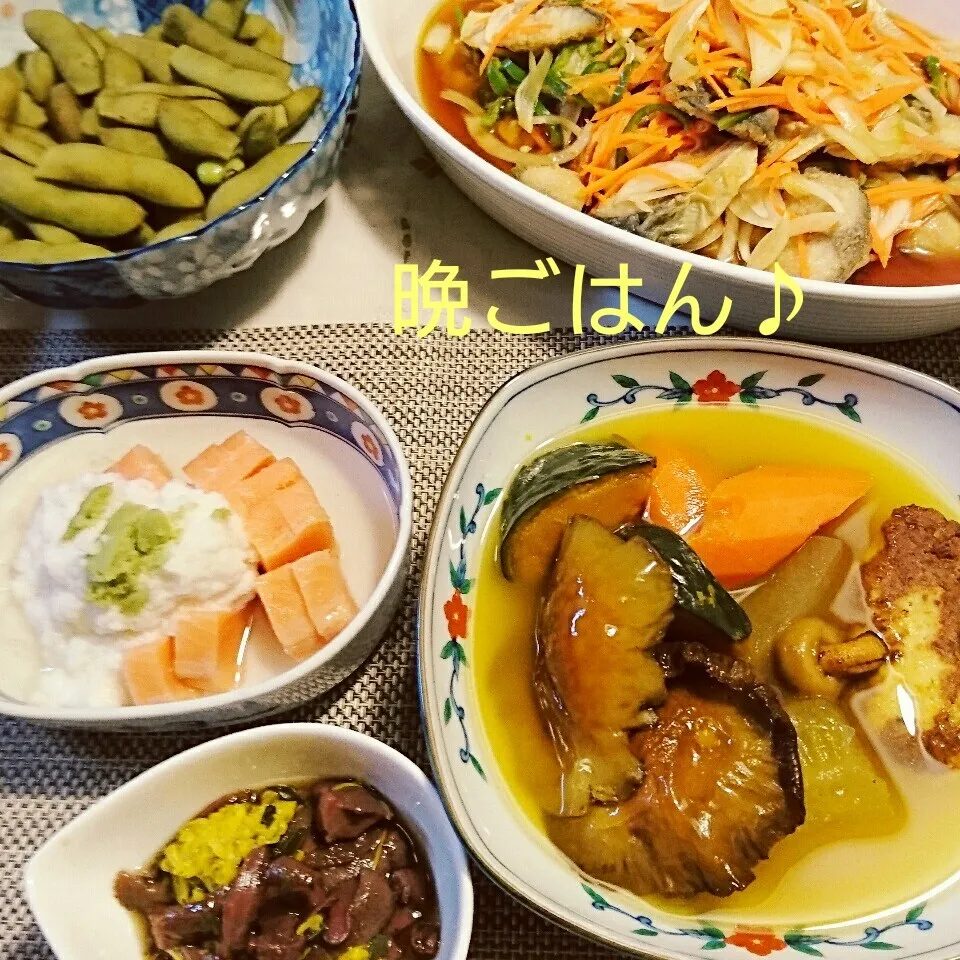 Snapdishの料理写真:今日の晩ごはん(塩鯖の南蛮漬けと…)|oomugiさん