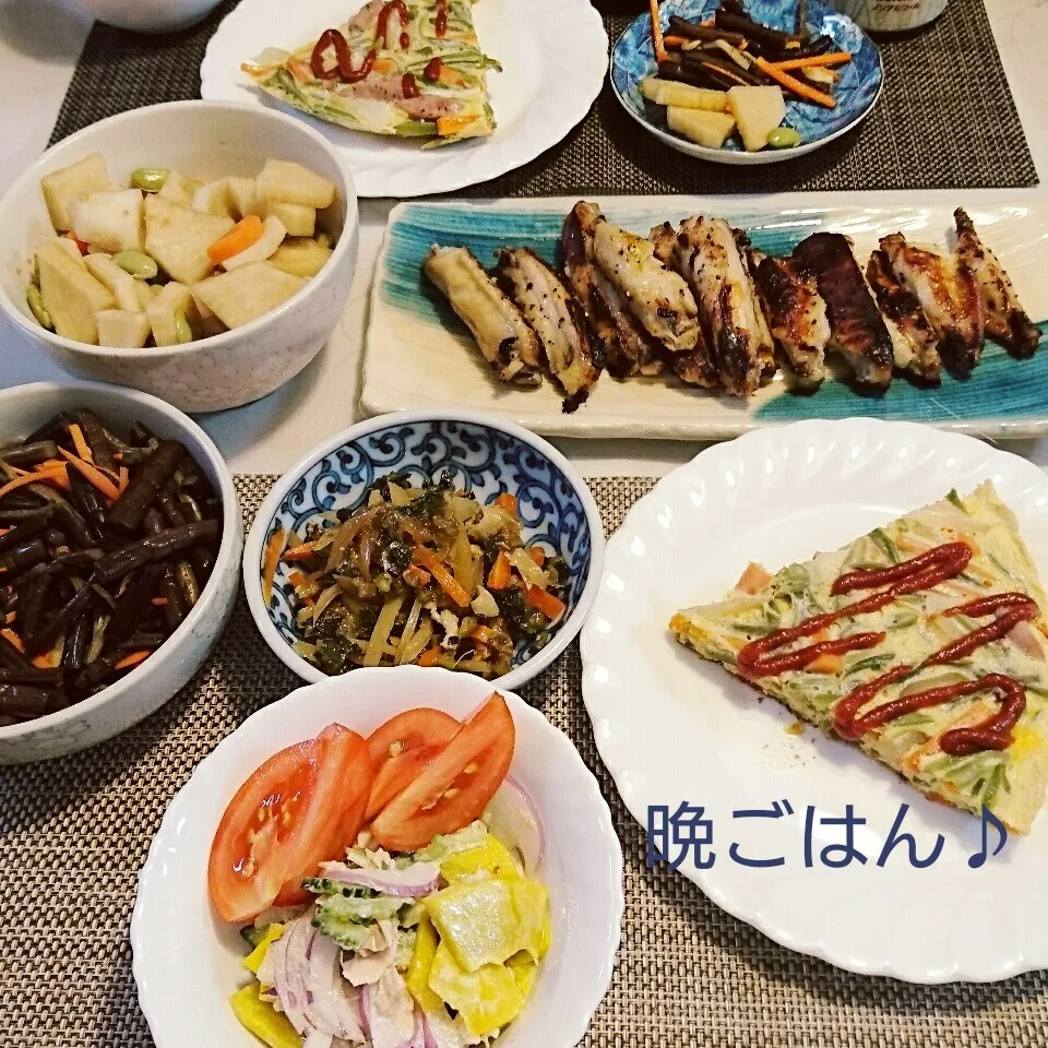 Snapdishの料理写真:今日の晩ごはん(手羽先の塩麹焼き鳥と…)|oomugiさん