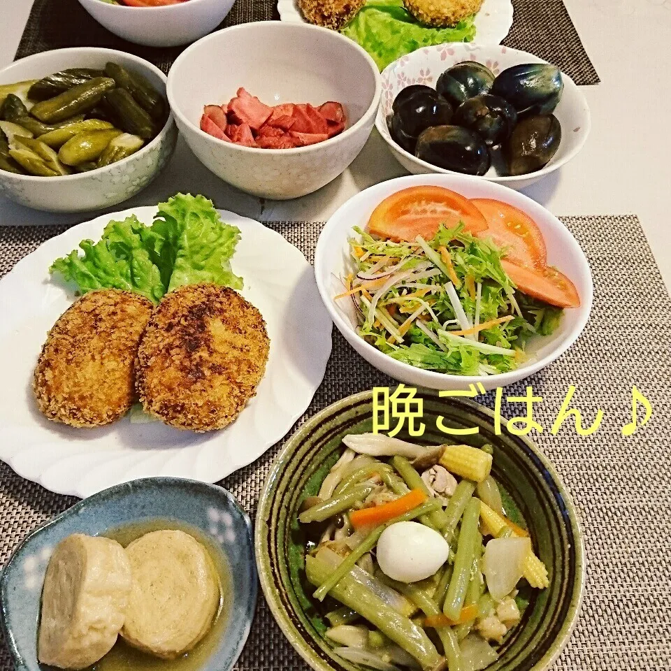 今日の晩ごはん(コロッケと…)|oomugiさん