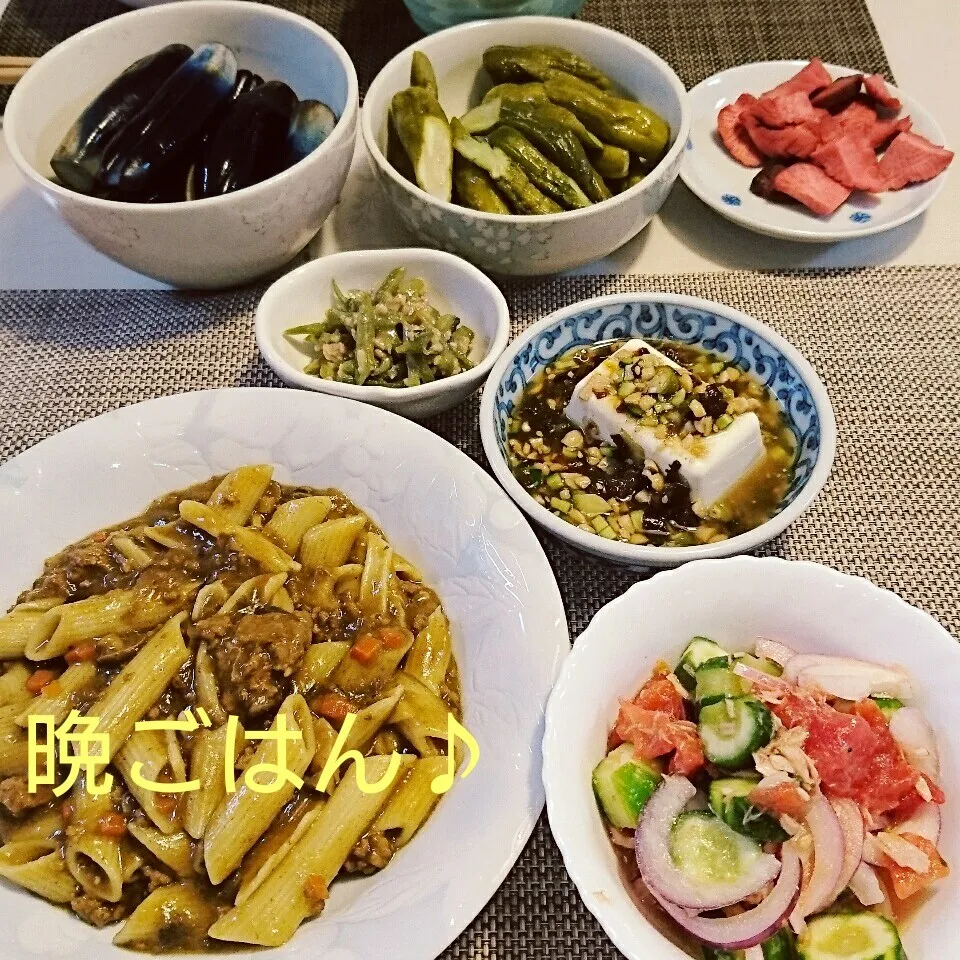 Snapdishの料理写真:今日の晩ごはん(カレーペンネと…)|oomugiさん