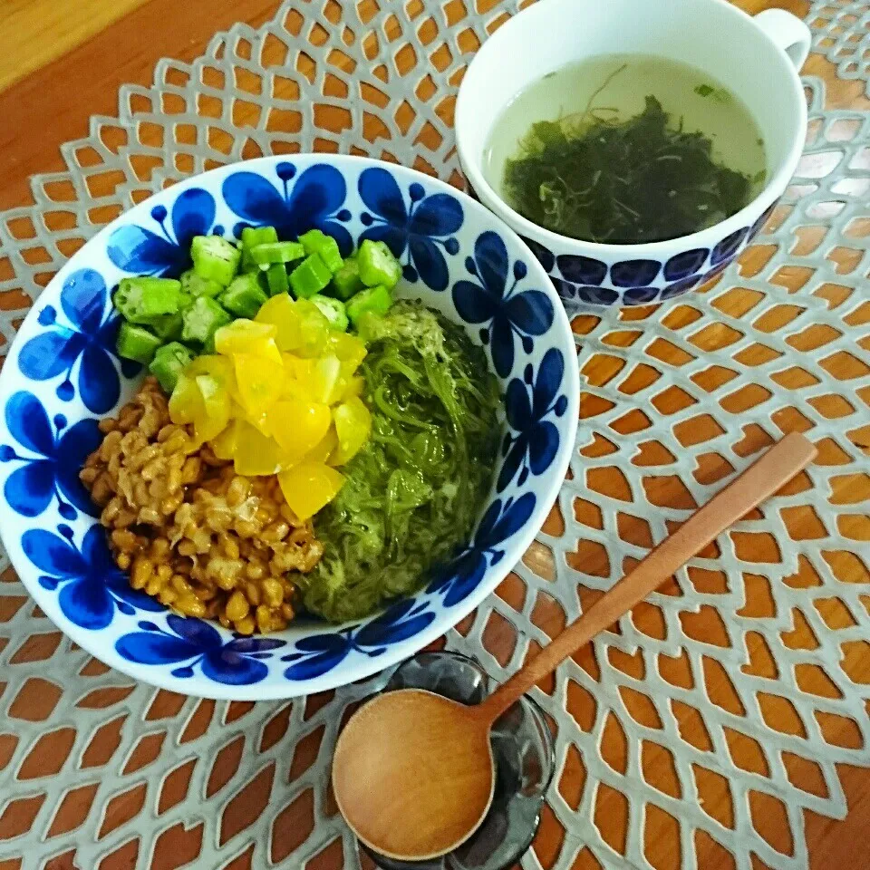 ねばねば丼|momomotototokokokoさん