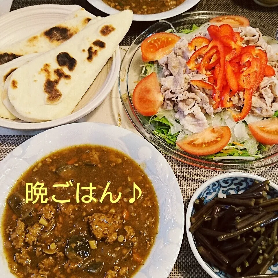 Snapdishの料理写真:今日の晩ごはん(ナスキーマカレーと…)|oomugiさん