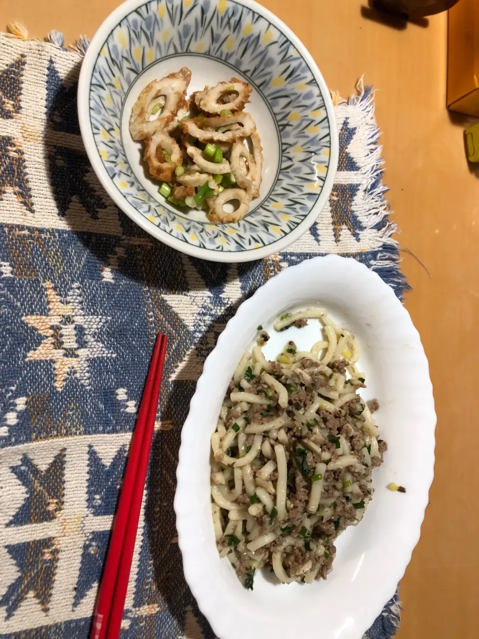 ひき肉焼うどん、ちくわの梅和え|shinsさん