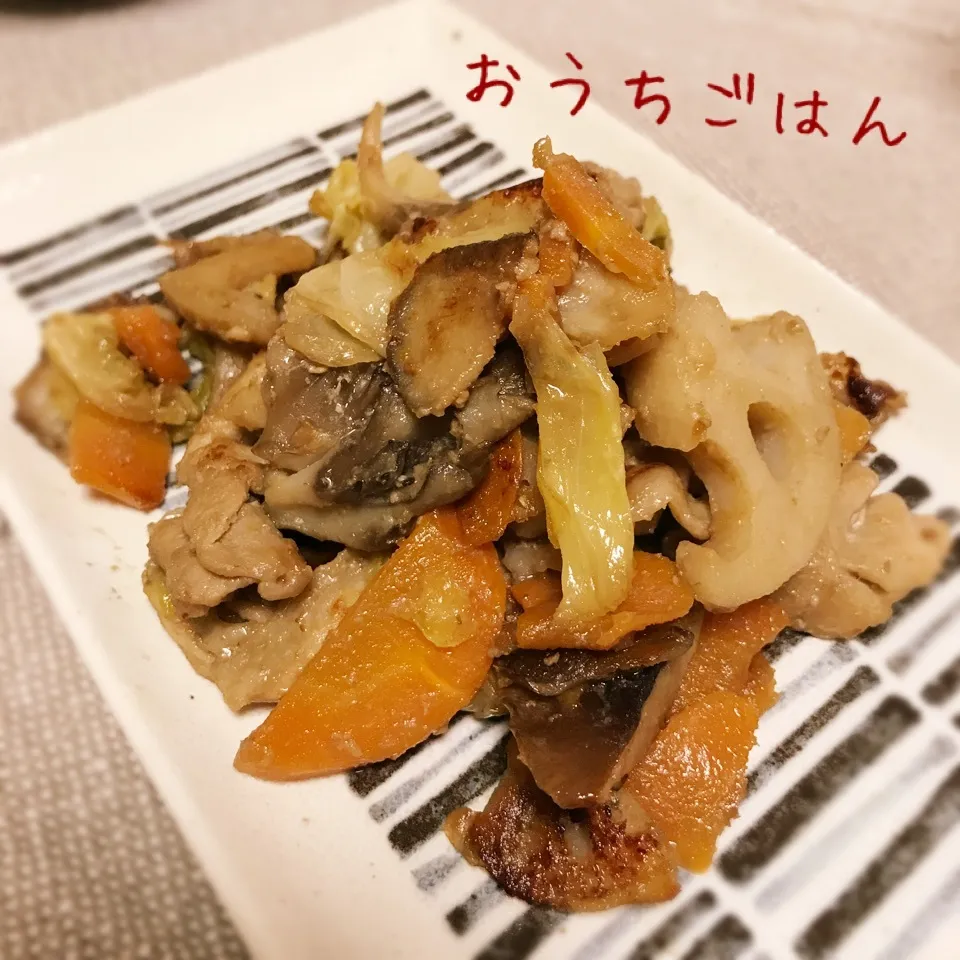 残り物野菜でニンニク味噌バター炒め|さちさん