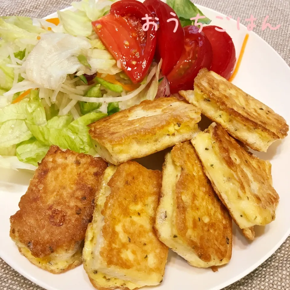 Snapdishの料理写真:リえちさんの豆腐ピカタ|さちさん