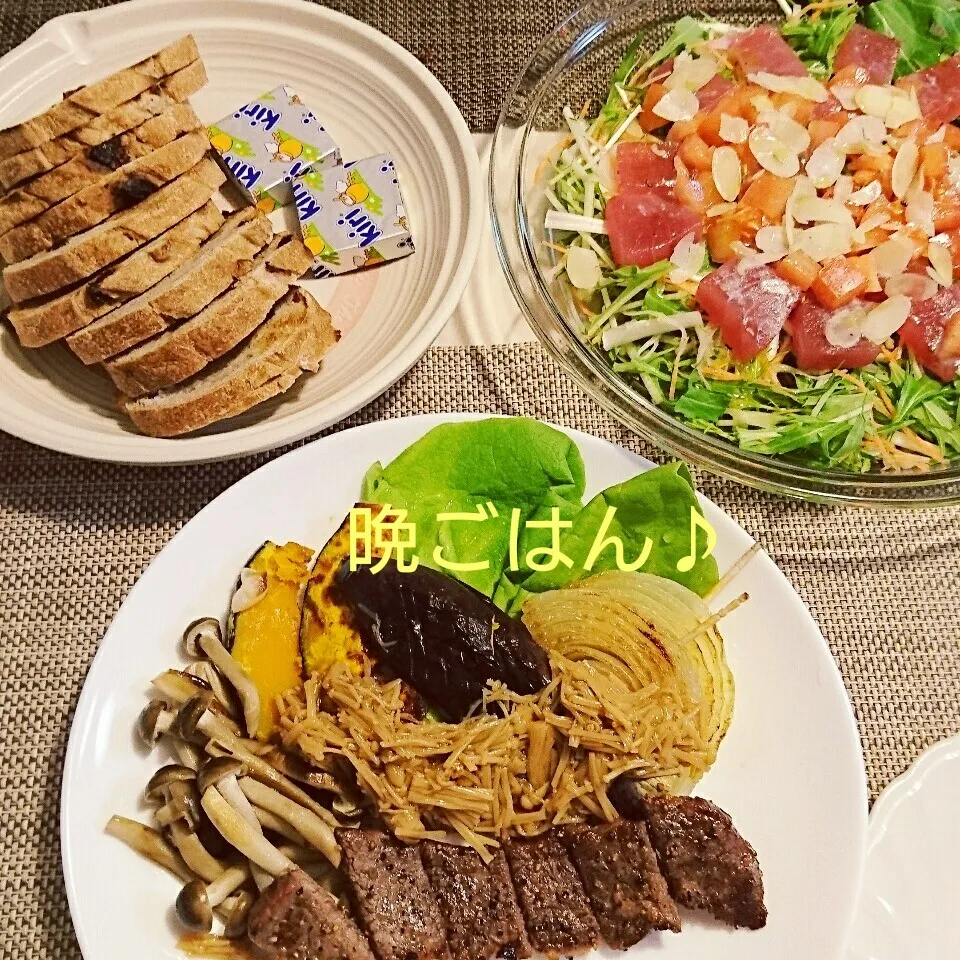 今日の晩ごはん(ミニステーキと…)|oomugiさん