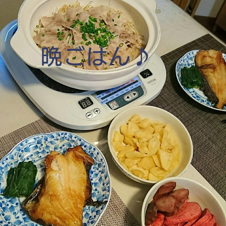 今日の晩ごはん(モヤシと豚バラなべと…)|oomugiさん