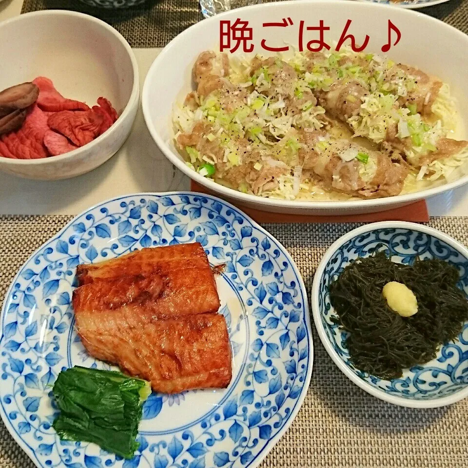 今日の晩ごはん(豚とキャベツのネギ塩蒸しと…)|oomugiさん