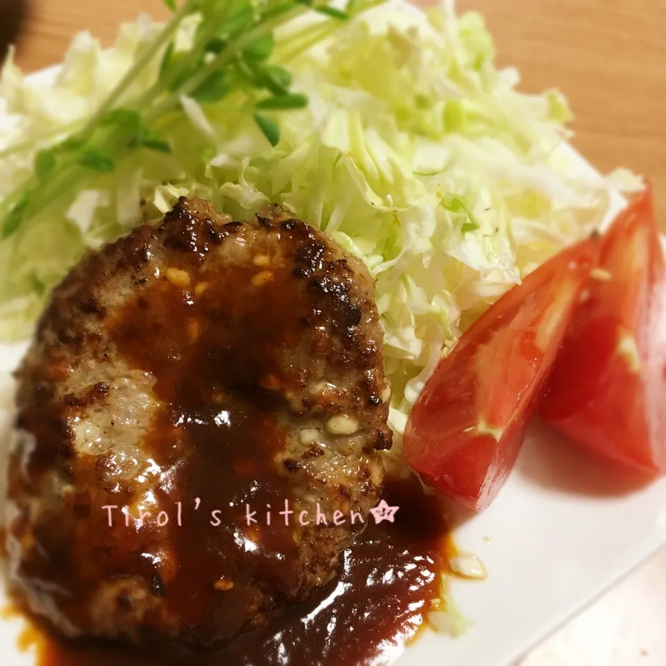 Snapdishの料理写真:手抜きバーグ|tomomiさん