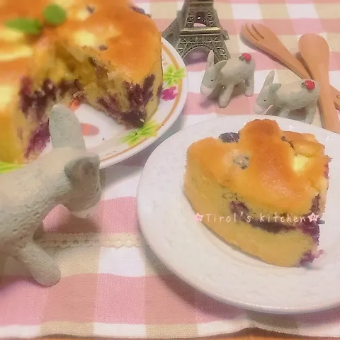 Snapdishの料理写真:チロル畑のブルーベリーケーキ♡|tomomiさん