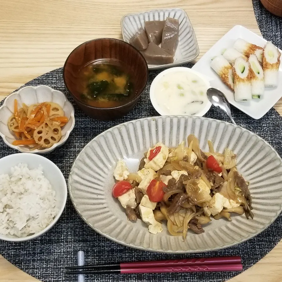 Snapdishの料理写真:牛肉と木綿豆腐のオイスターソース炒め|Yuk@さん