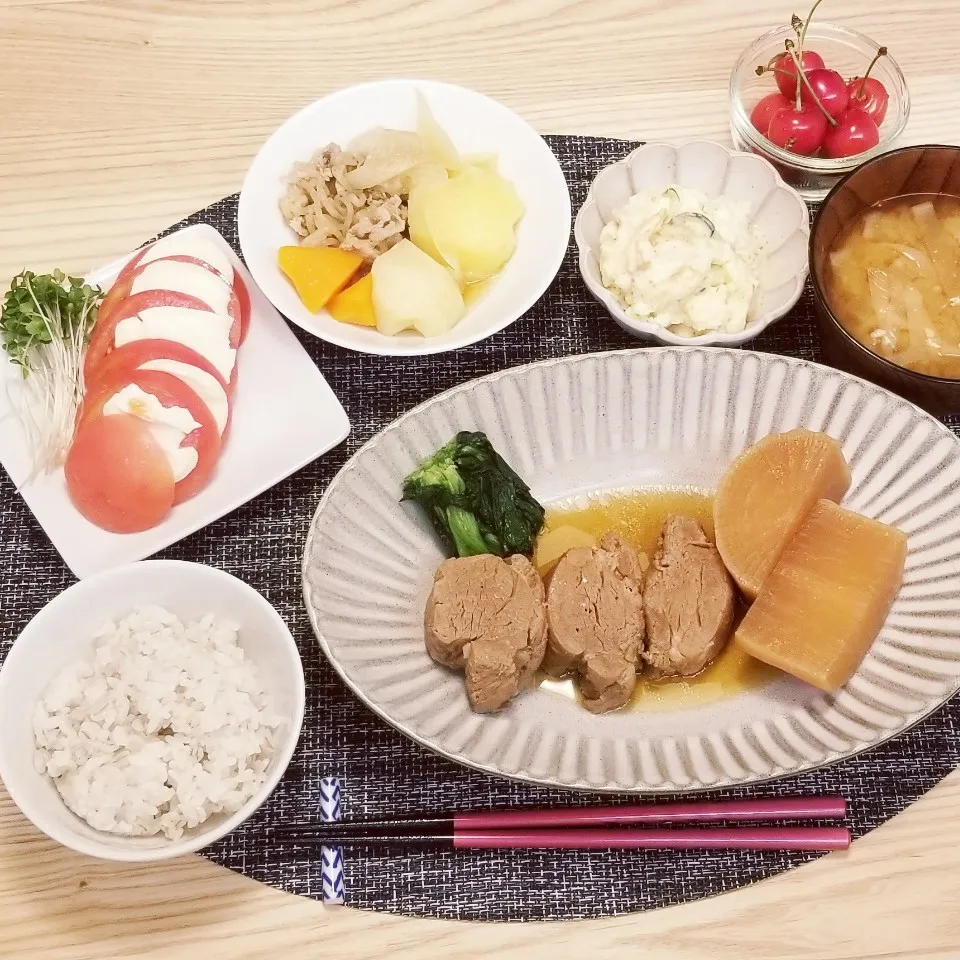 Snapdishの料理写真:ホロホロ煮豚|Yuk@さん