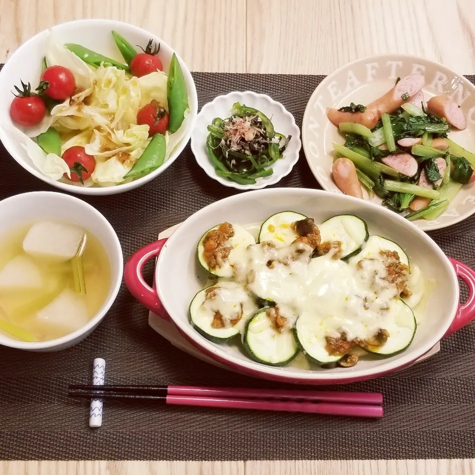 Snapdishの料理写真:ズッキーニとじゃがいものドライカレー挟み焼き|Yuk@さん