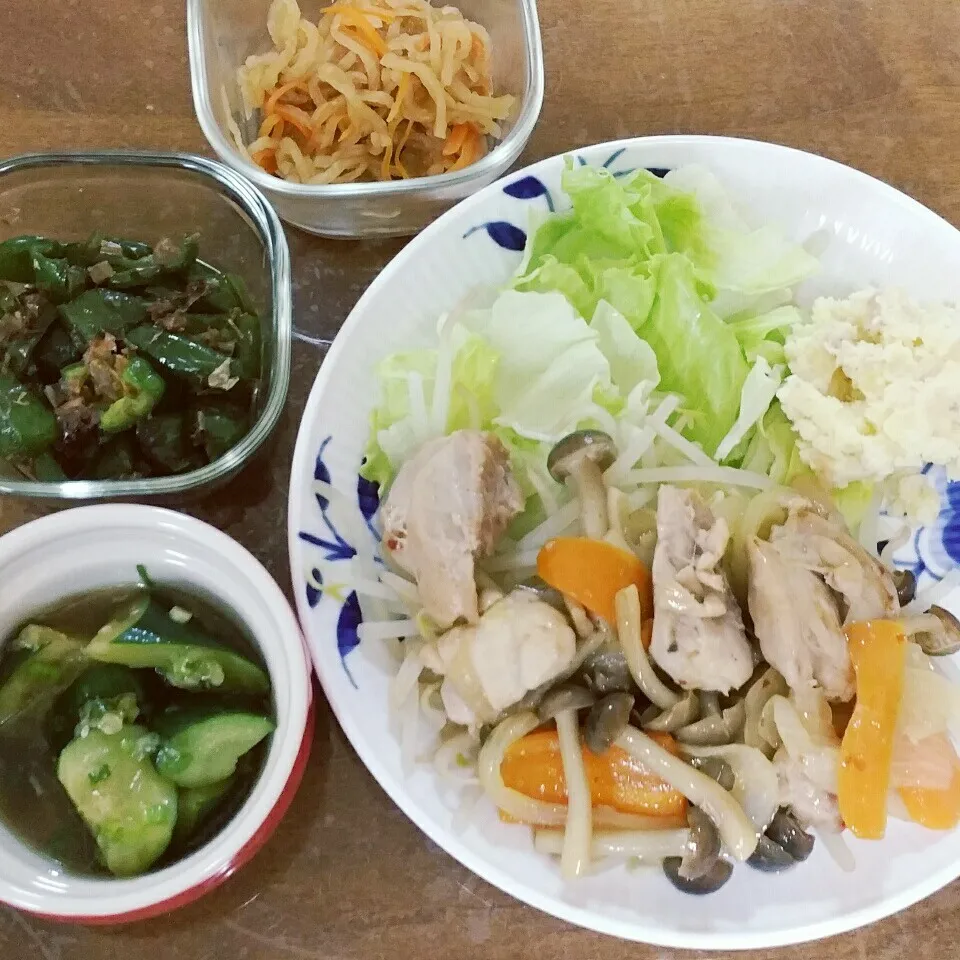 鶏モモ肉と野菜の炒め物～ペペロンチーノ風味～|Yuk@さん