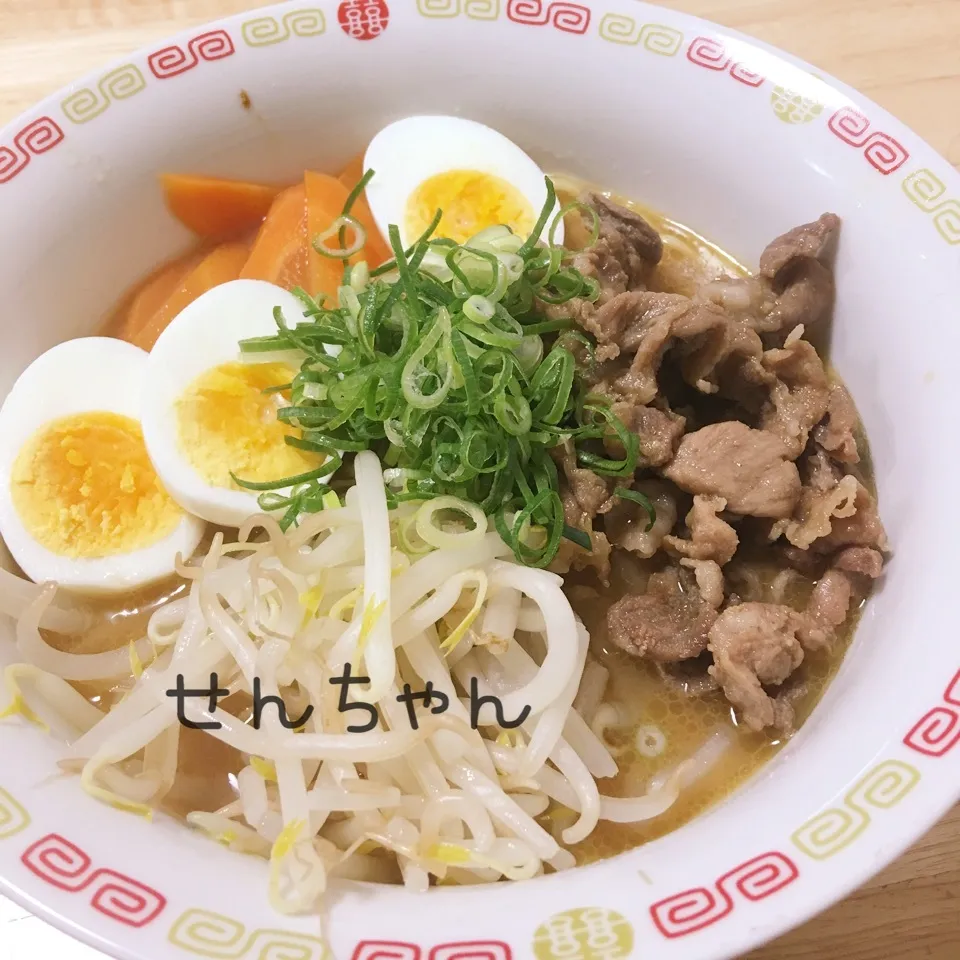 手作り即席ラーメン⁉️何か❣️💖ラ王使用|せんちゃんさん