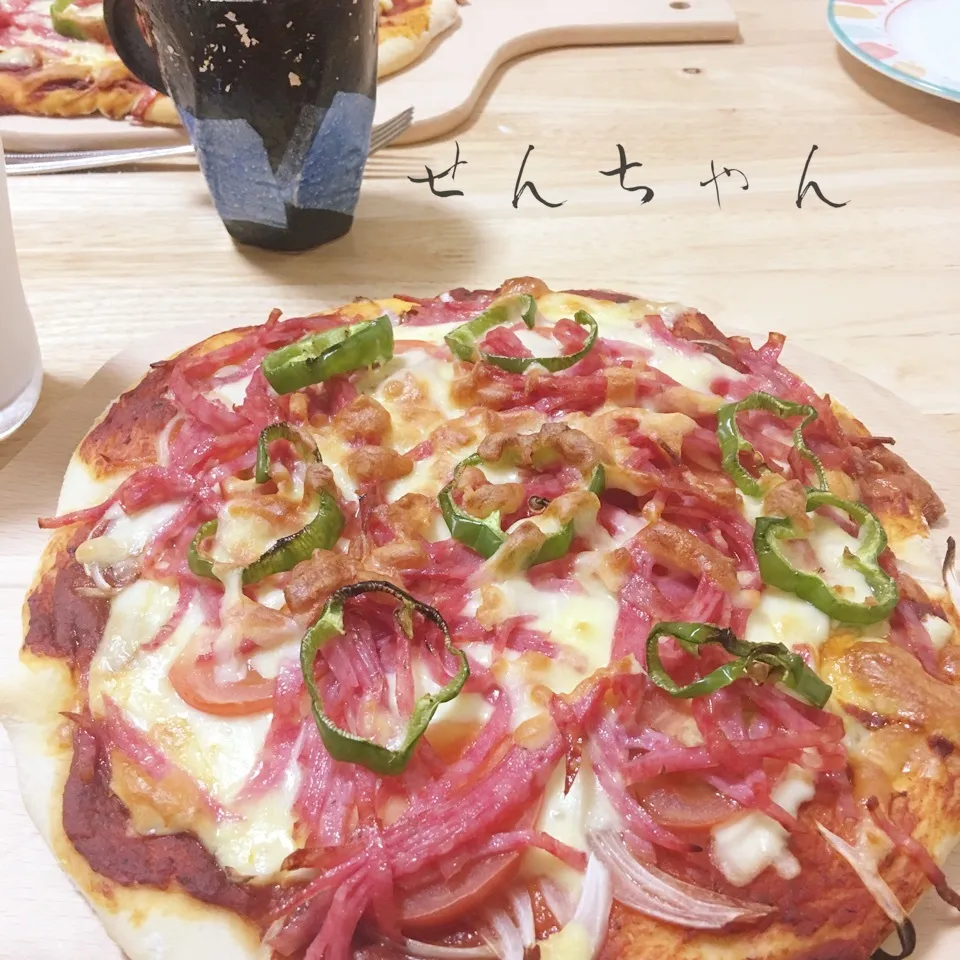 Snapdishの料理写真:手作りpizzaピザ🍕ですよ〜〜ん❣️💖うまい😋|せんちゃんさん