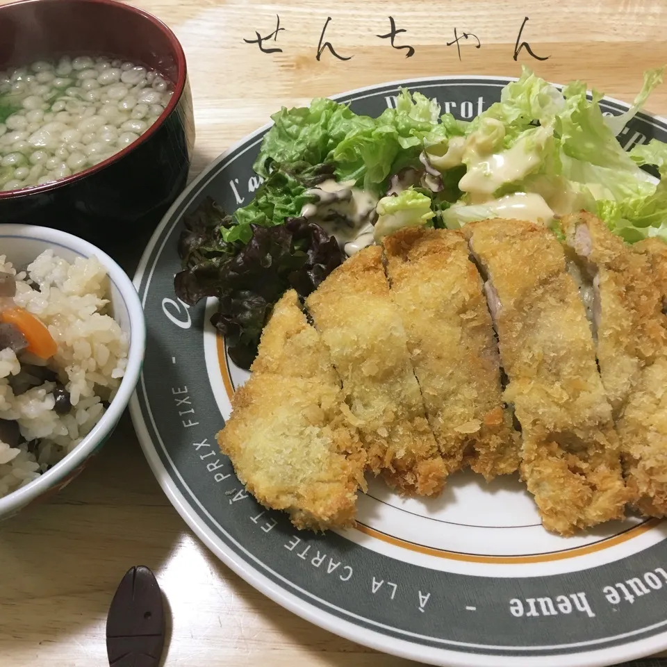 チキンカツとしめじご飯❣️💖💖|せんちゃんさん