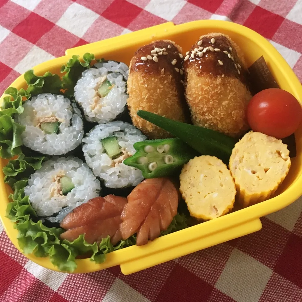 シーチキン巻きとさつま芋コロッケのお弁当♡|nanaoさん