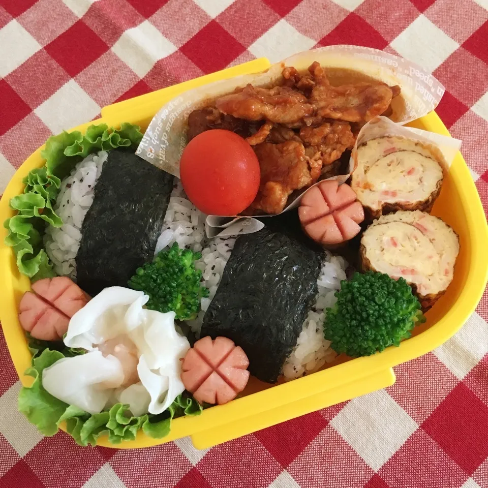 ポークケチャップとゆかりおにぎりのお弁当♡|nanaoさん