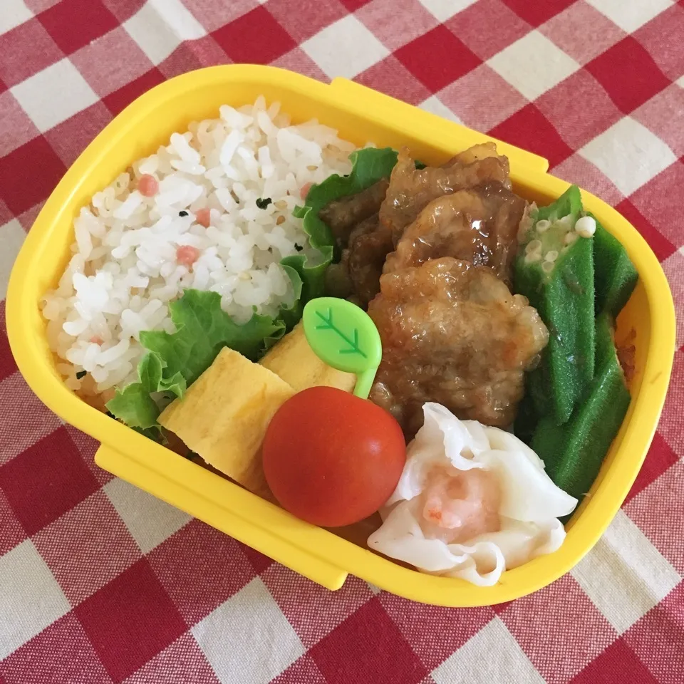 しょうが焼きと海老焼売のお弁当♡|nanaoさん