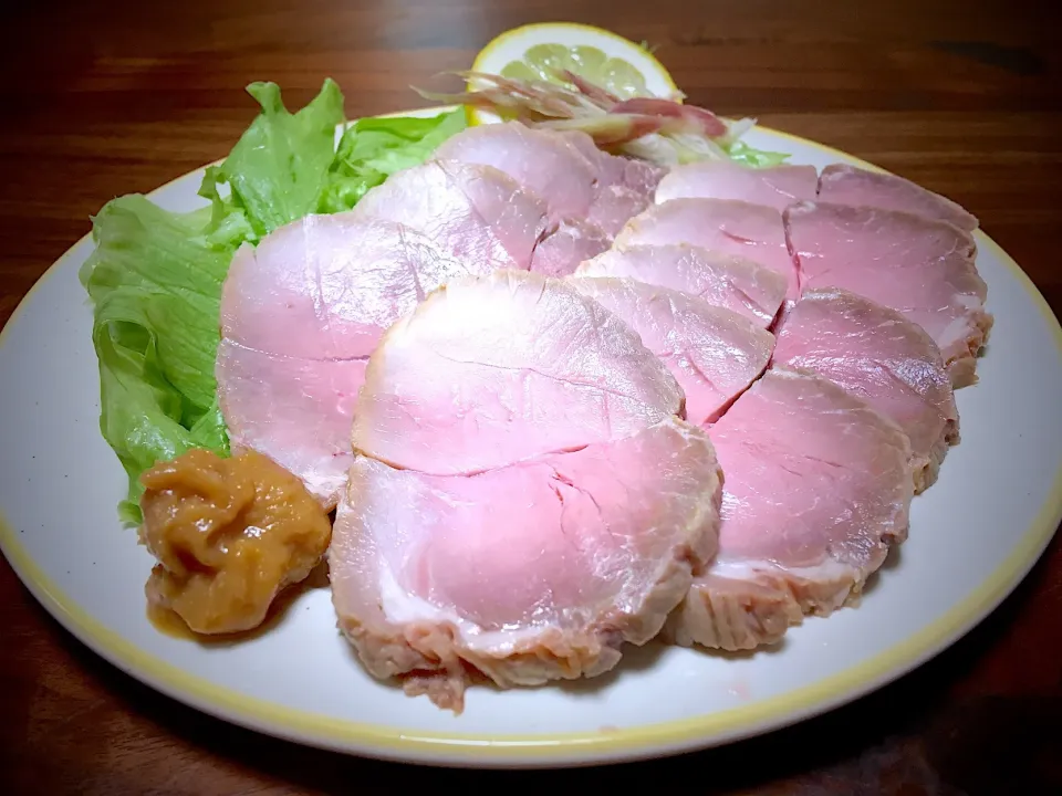 味噌だれポリ袋で豚ハムスライス🍖🌺|ぱぴこ家さん