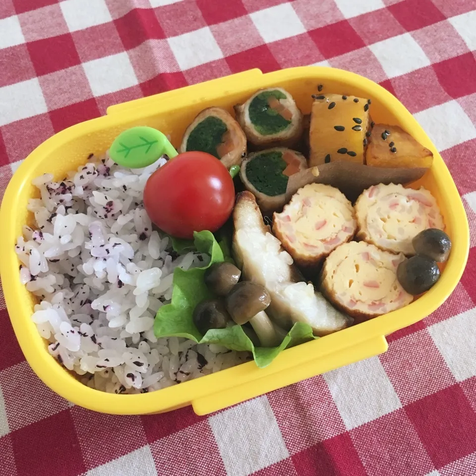 ほうれん草と人参肉巻きのお弁当♡|nanaoさん